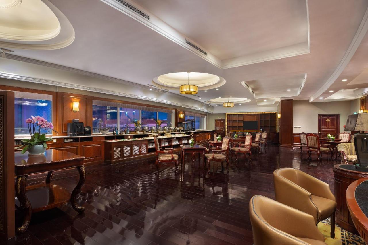 Crowne Plaza Hotel & Suites Landmark Shenzhen By Ihg - Nearby Luohu Border, Indoor Heated Swimming Pool, Complimentary Welcome Drink Dış mekan fotoğraf